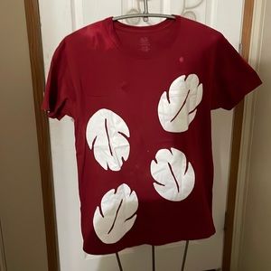 Fruit of the Loom Platinum Red Leaf Print T-Shirt